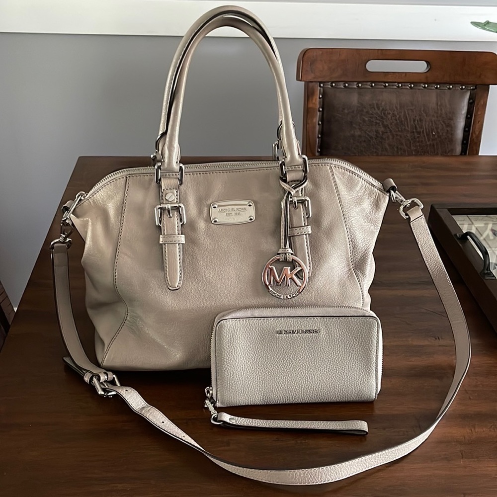 MICHAEL KORS Set